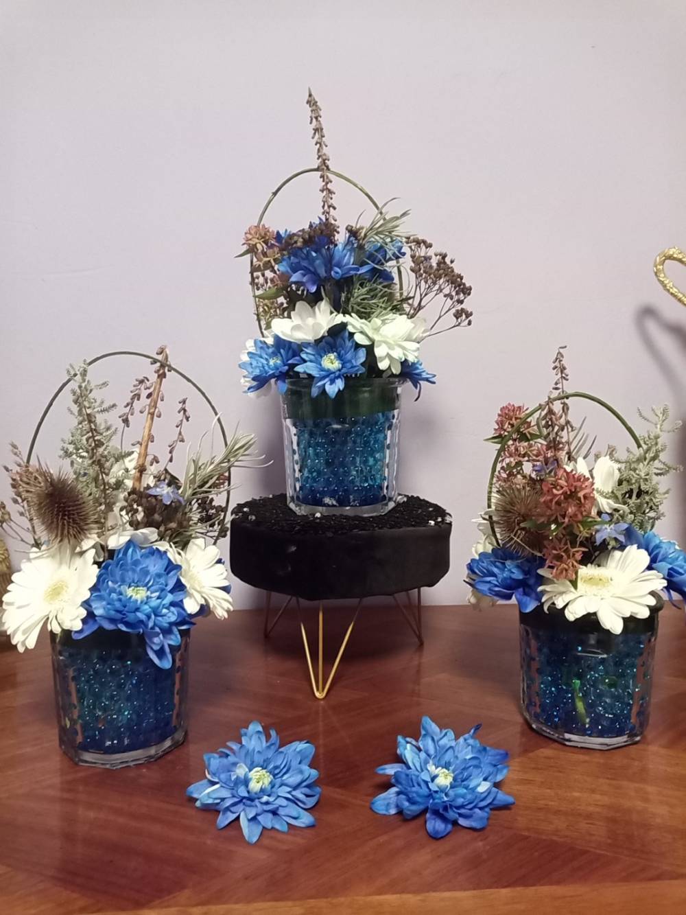 pots-fleurs-bleues-blanches
